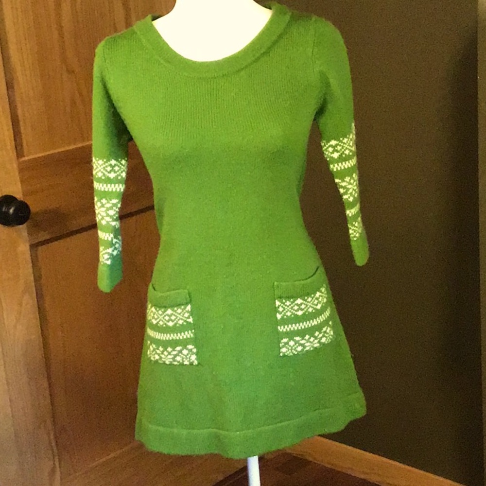 Knit Sweater Dress ~ Solemio Small